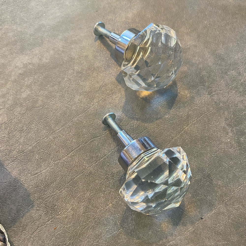 Set of 12 cabinets handles/pulls!!!